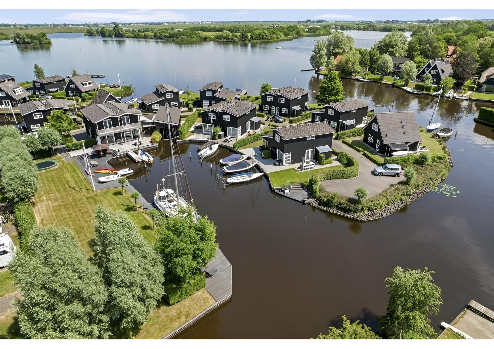 Waterpark Oan 'E Poel Bij Sneekermeer แตร์แฮเนอ ภายนอก รูปภาพ