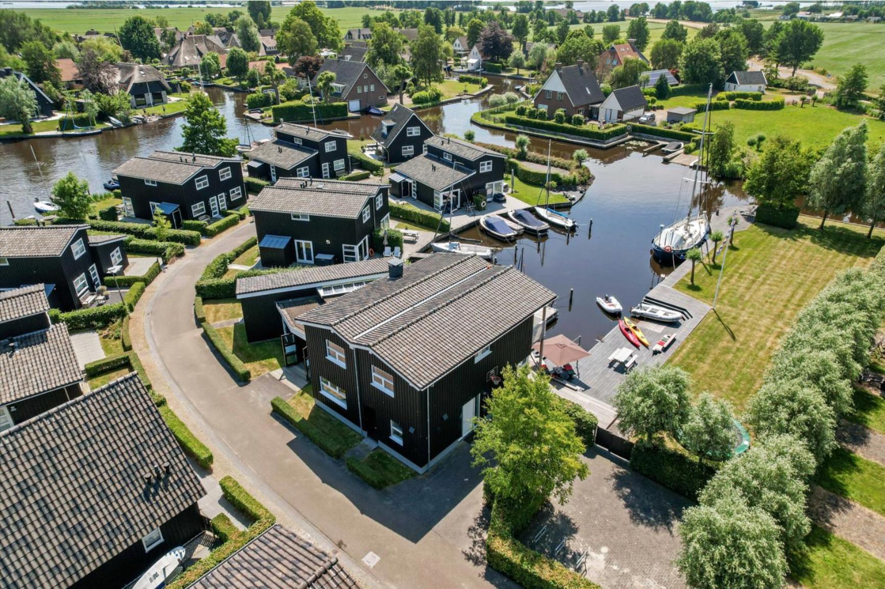 Waterpark Oan 'E Poel Bij Sneekermeer แตร์แฮเนอ ภายนอก รูปภาพ