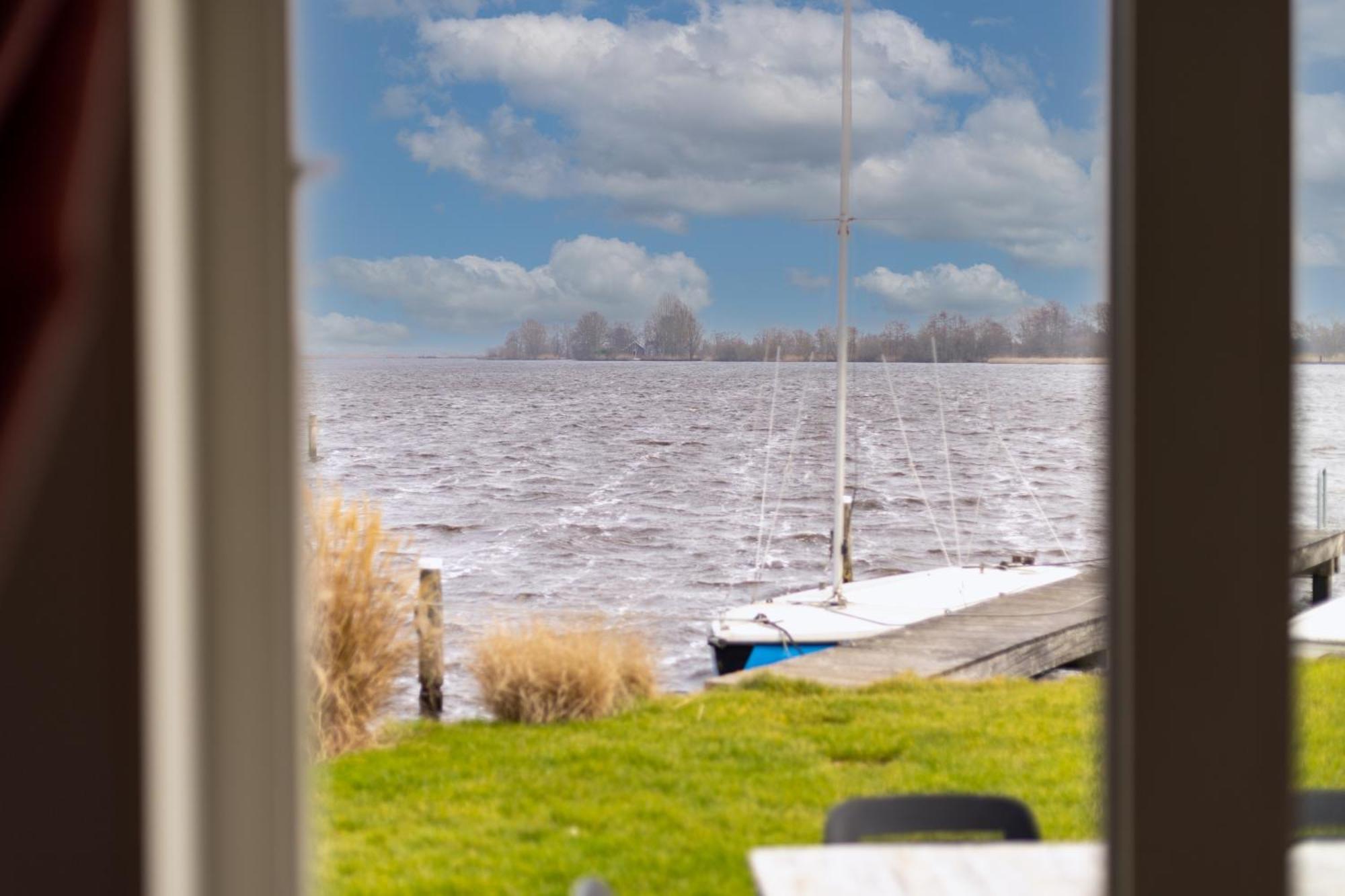 Waterpark Oan 'E Poel Bij Sneekermeer แตร์แฮเนอ ภายนอก รูปภาพ