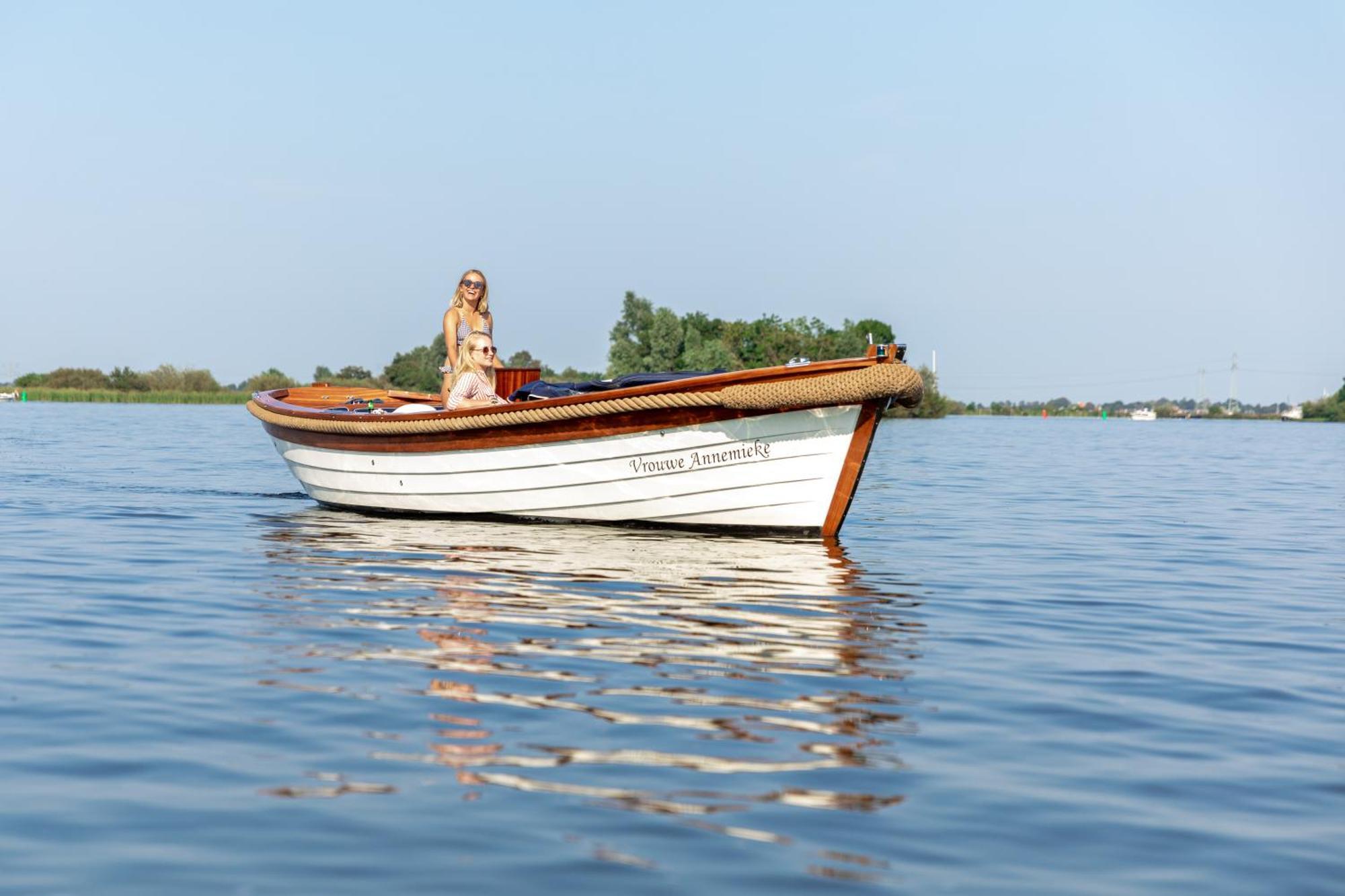 Waterpark Oan 'E Poel Bij Sneekermeer แตร์แฮเนอ ภายนอก รูปภาพ