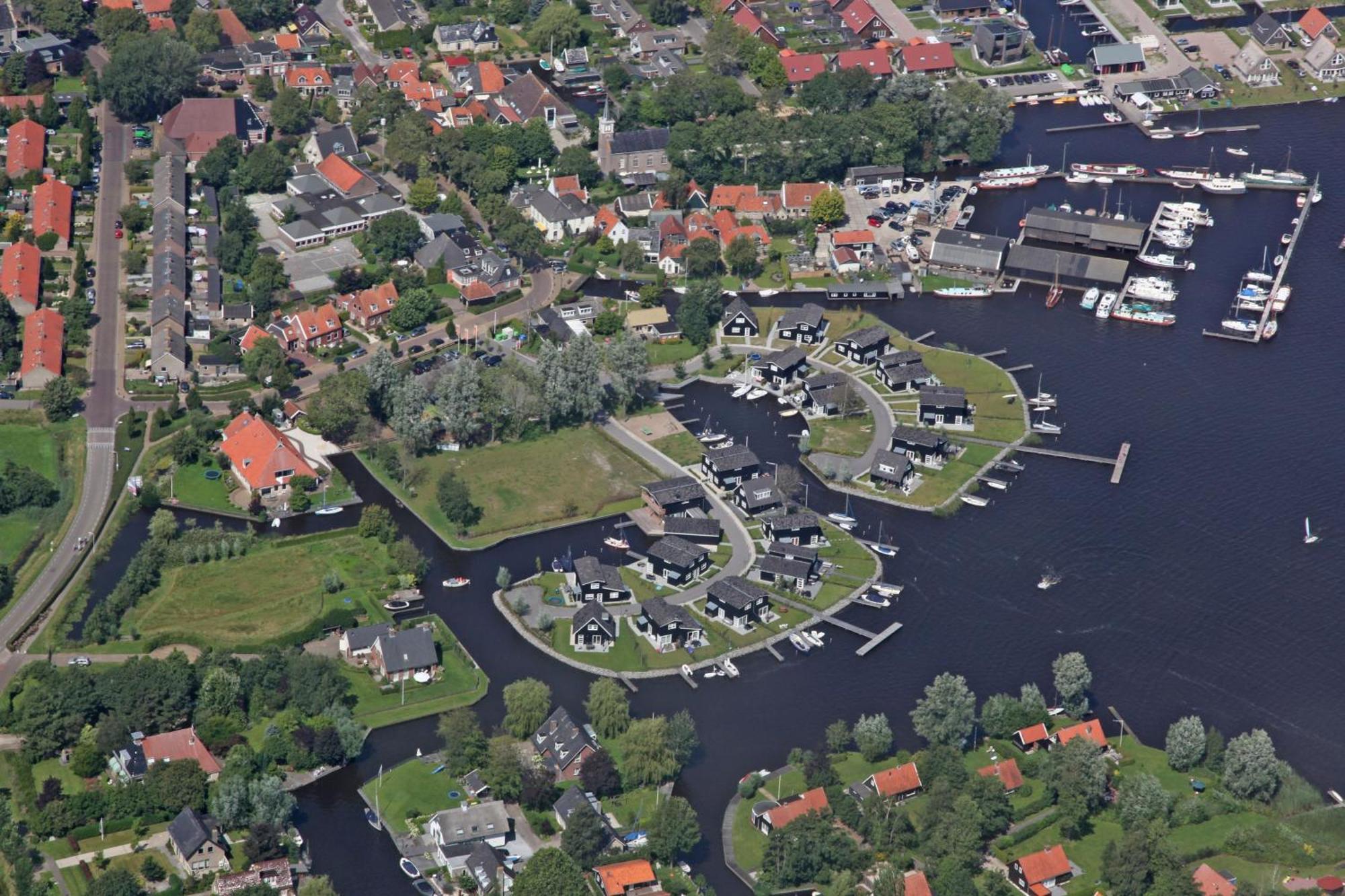 Waterpark Oan 'E Poel Bij Sneekermeer แตร์แฮเนอ ภายนอก รูปภาพ
